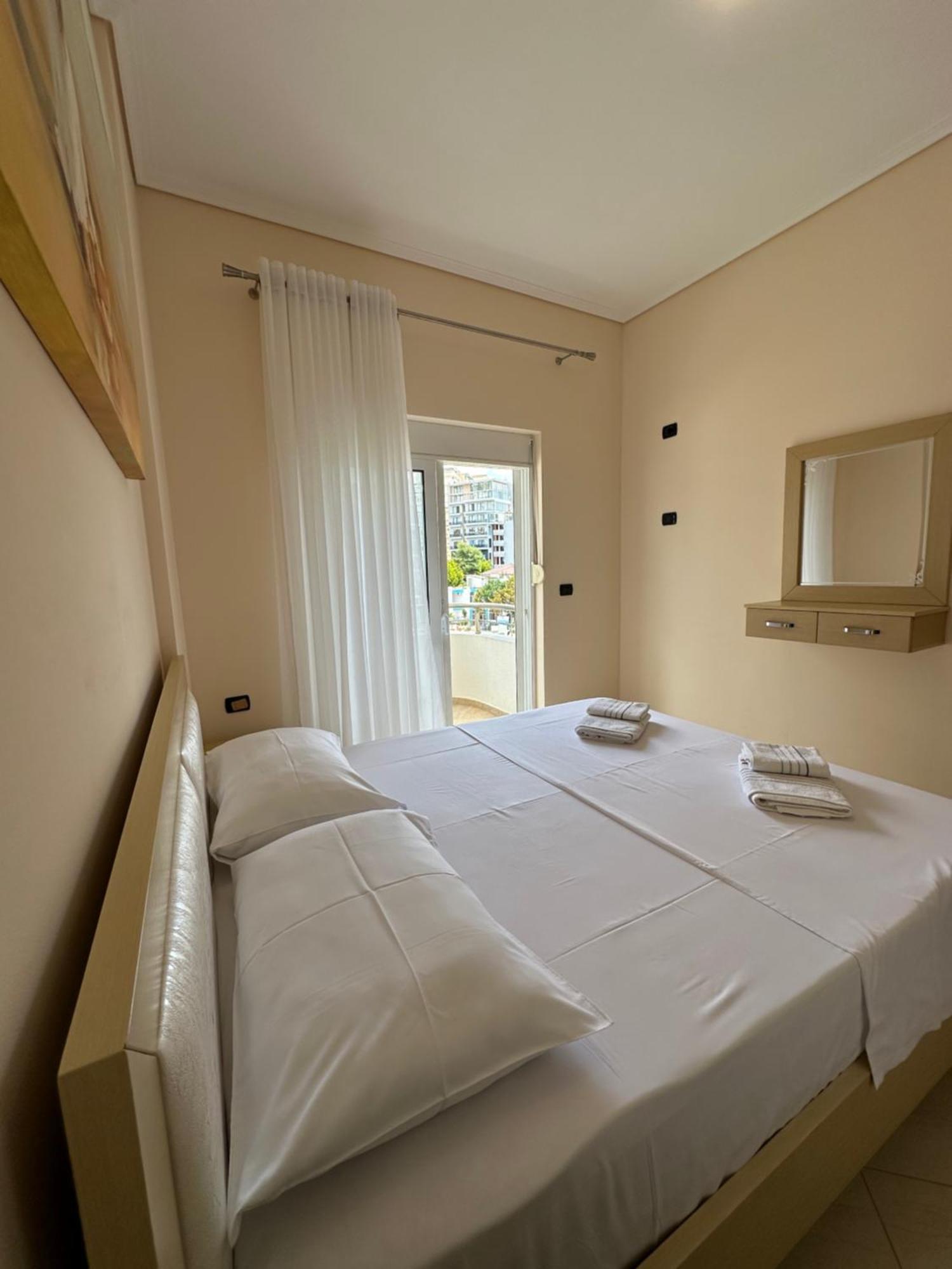 Apartmán Luxy Coral Aparts Sarandë Exteriér fotografie